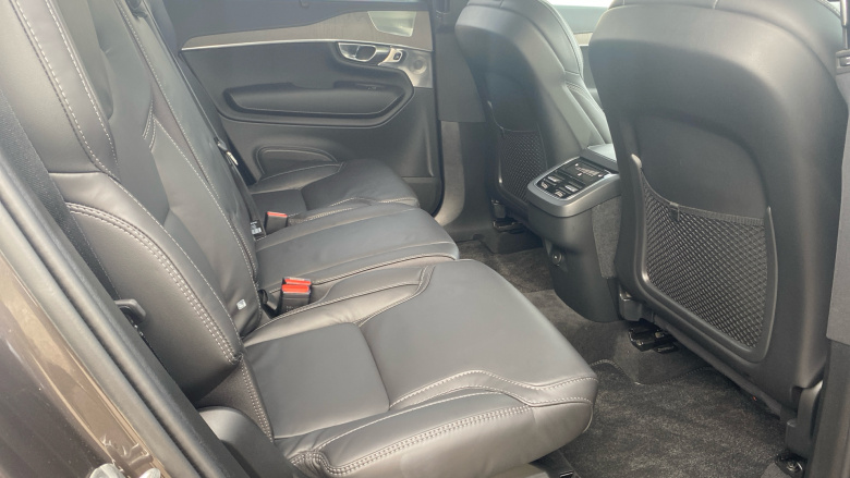 Volvo XC90 2.0 B5P [250] Ultra Dark 5dr AWD Geartronic Petrol Estate